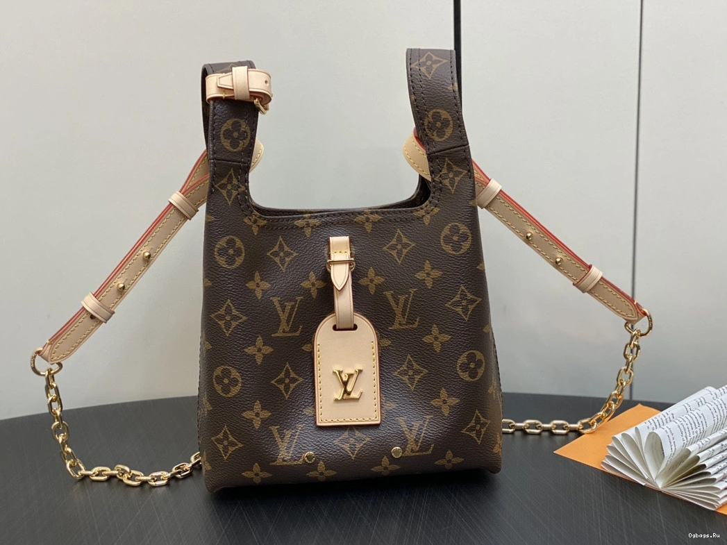 LOUIS Atlantis VUITTON BB 0520